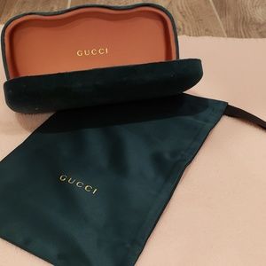 Gucci sunglass case w/ pouch